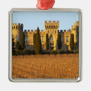 Adorno Metálico El viñedo con vides syrah y el castillo