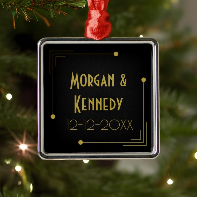 Adorno Metálico Elegante aniversario Boda Art Deco de los años 20 (Add your name and wedding date to this Art Deco inspired metal ornament)