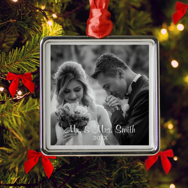Adorno Metálico Elegante regalo de foto de boda personalizado ador (Classy Couples Wedding Family Christmas Ornament )