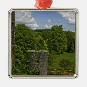 Adorno Metálico En Irlanda, en Blarney Castle una torre de piedra