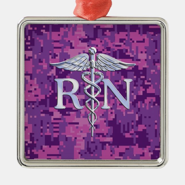 Adorno Metálico Enfermera inscrita RN Silver Caduceus en Camo Rosa (Frente)