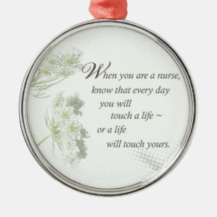 Adorno Metálico Enfermera toca una vida con flores silvestres