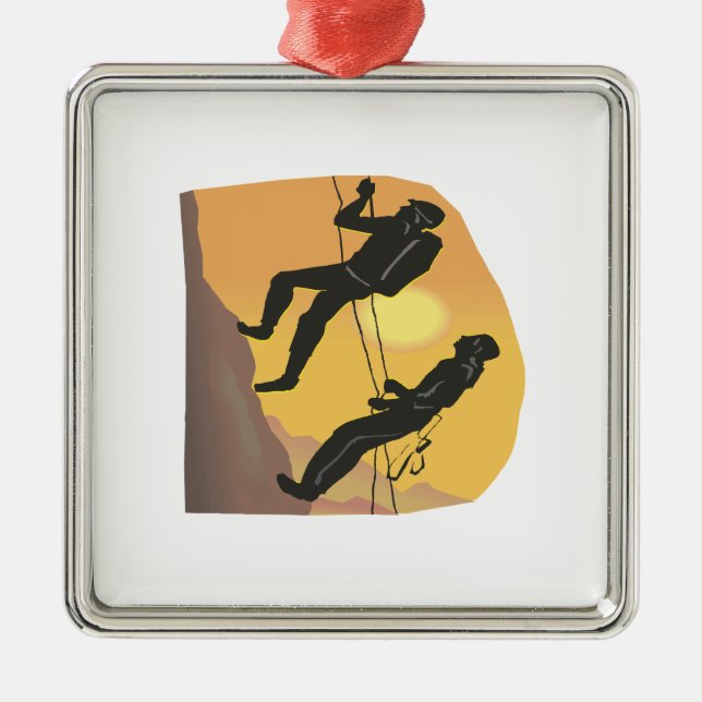 Adorno Metálico Escalada de los pares (Frente)