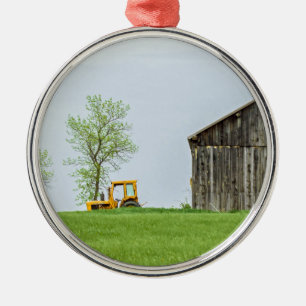 Adorno Metálico Escena De Barn Con Tractor