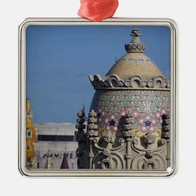 Adorno Metálico España, Cataluña, Barcelona. Techo de Barcelona (Frente)