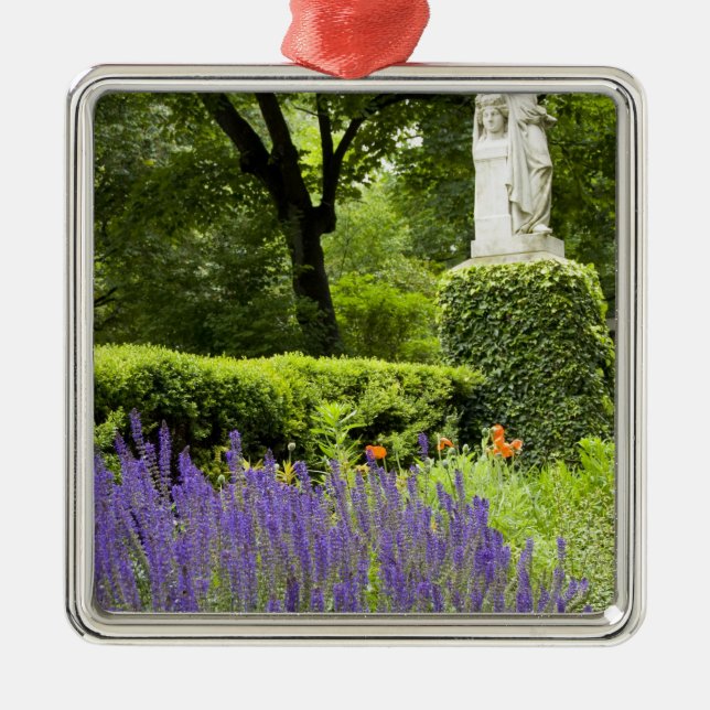 Adorno Metálico España, Madrid. Jardín Botánico Real alias Real (Frente)