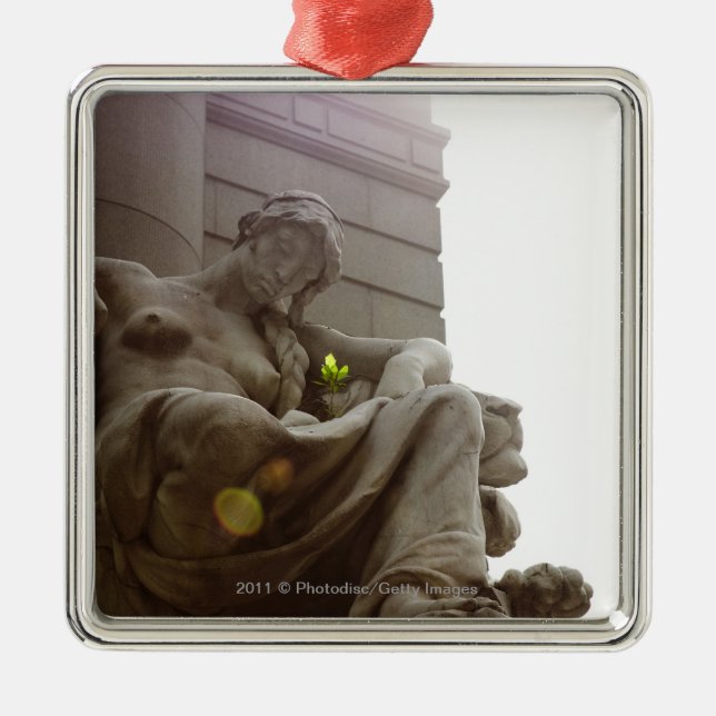 Adorno Metálico Estatua india americana del Museo Nacional (Frente)