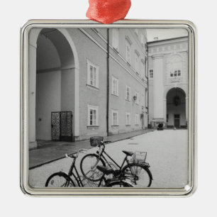 Adorno Metálico Europa, Austria, Salzburgo. Bicicletas en la