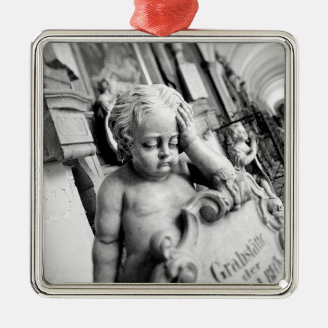 Adorno Metálico Europa, Austria, Salzburgo. Cherub y monumento 3 (Frente)