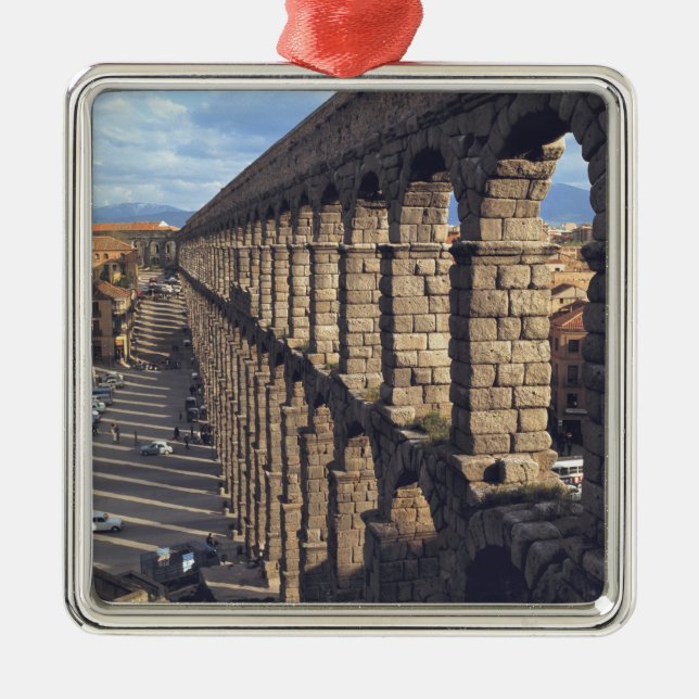 Adorno Metálico Europa, España, Segovia. Sombras de luz tardía (Frente)