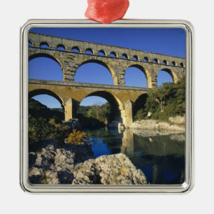 Adorno Metálico Europa, Francia, Pont du Gard. Pont du Gard,