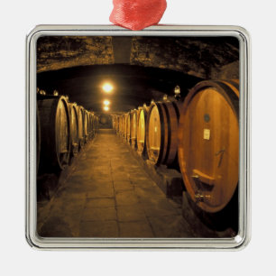 Adorno Metálico Europa, Italia, región de Toscana. Bodegas de Chia