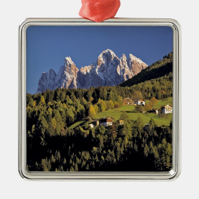 Adorno Metálico Europa, Italia, San Pietro. El Grupo Odle parece (Frente)