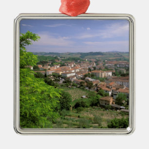 Adorno Metálico Europa, Italia, Toscana, Certaldo. Colina medieval