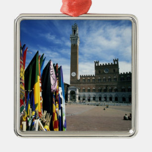 Adorno Metálico Europa, Italia, Toscana, Siena. Piazza del