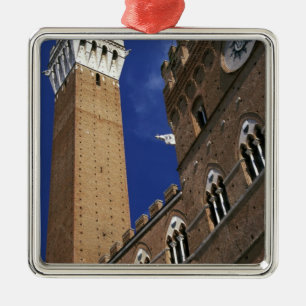 Adorno Metálico Europa, Italia, Toscana, Siena. Torre del