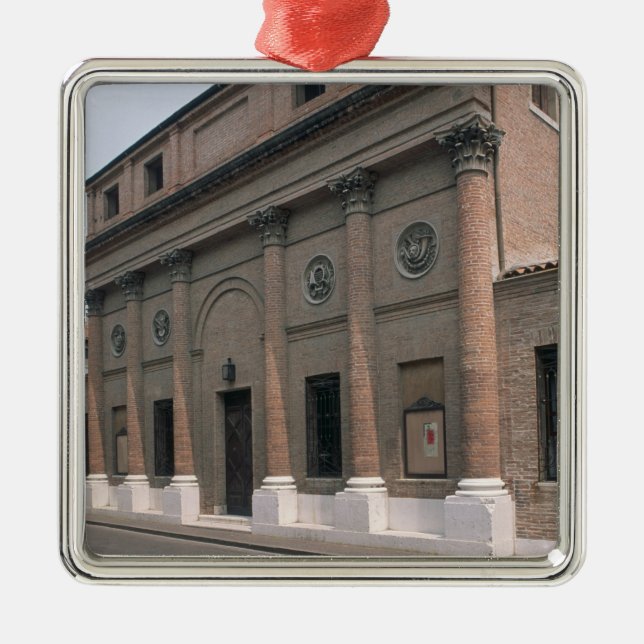 Adorno Metálico Fachada del Teatro Accademico (foto) (Frente)