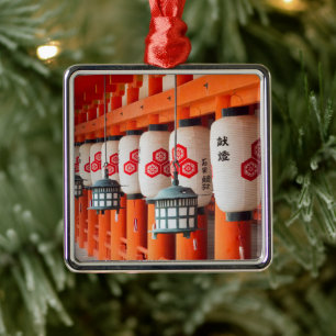 Adorno Metálico Faroles dentro del Santuario de Itsukushima