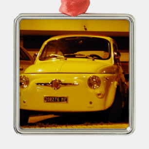 Adorno Metálico Fiat 500 Abarth.