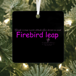 Adorno Metálico Firebird Salto Negro y Plaza Rosa.