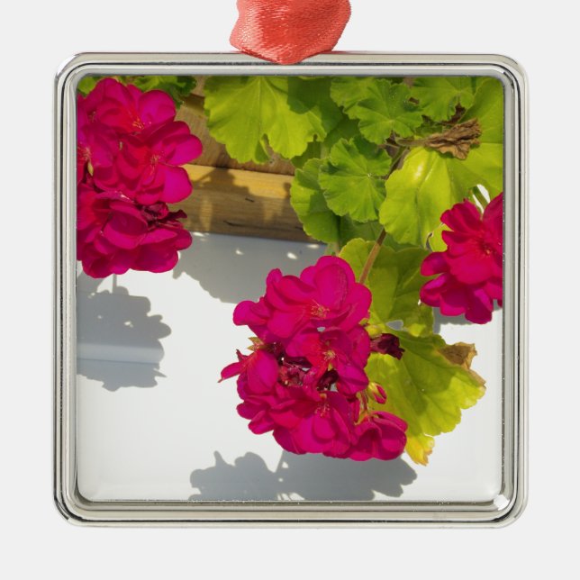 Adorno Metálico Flores florales rosas HOt Geranium rosa (Frente)