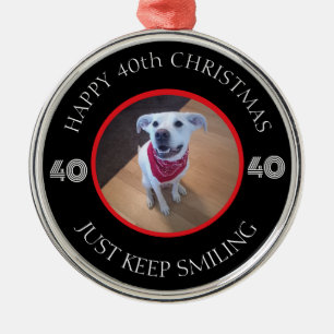 Adorno Metálico Foto de perro sonriendo cumpleaños 40 negro y rojo