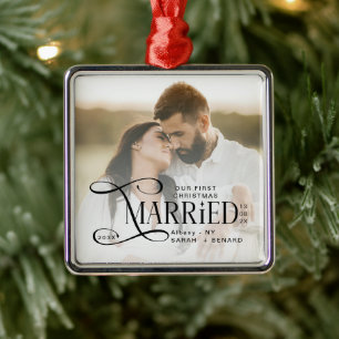 Adorno Metálico Foto minimalista de la primera Navidad de casados