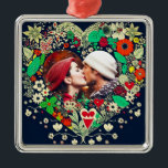 Adorno Metálico Foto personalizada de marco floral cardíaco<br><div class="desc">flores de color rojo bonito,  azul oscuro y beige llamativo arte folclórico estilo corazón floral. Agregue una imagen de usted y su compañero en el área de personalización. Dulce y romántico adorno navideño personalizado.</div>