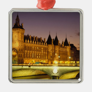 Adorno Metálico Francia, París, Conciergerie y río Sena en