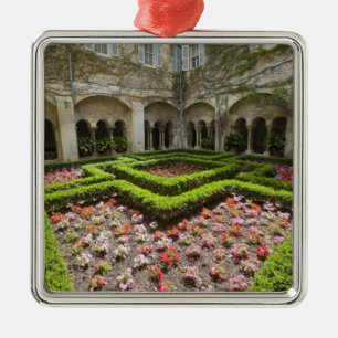 Adorno Metálico Francia, Provenza, St. Remy-de-Provenza. Jardín