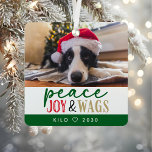 Adorno Metálico Funny Perro Navidades de los amantes de los amante<br><div class="desc">Celebra a tu amigo de peluche esta temporada navideña con nuestro divertido ornamento Metalizado personalizado de Navidades de Perro Lover! Diseñado con un toque lúdico, este adorno es perfecto para los propietarios mascotas a los que les encanta añadir un toque de humor a la decoración de sus vacaciones. Simplemente sube...</div>