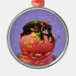 Adorno Metálico Gato de Navidades alude a la magia de invierno de 