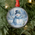Adorno Metálico Gorra azul dulce de Snowman y flores de escarf<br><div class="desc">Adorable muñeco de nieve con gorra azul y bufanda disfrutando de este frío día de invierno.</div>