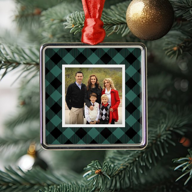 Adorno Metálico Green Buffalo Plaid Holiday Photo (Subido por el creador)