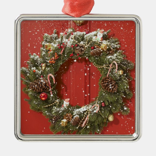 Adorno Metálico Guirnalda del navidad que cuelga en una puerta (Frente)