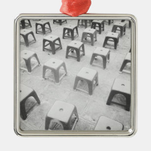 Adorno Metálico Hanoi Vietnam, herramientas plásticas en el templ