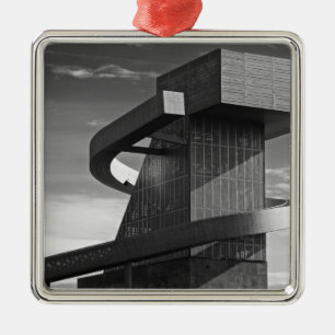 Adorno Metálico High School secundaria central, 2017