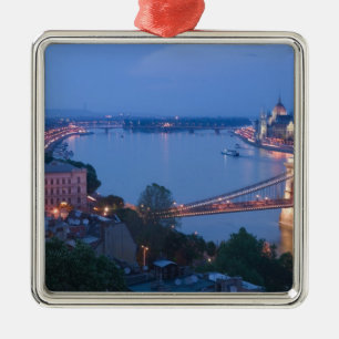 Adorno Metálico HUNGRÍA, Budapest: Puente Szechenyi (cadena), 2