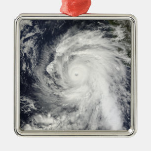 Adorno Metálico Huracán Rick al sudoeste de Baja California