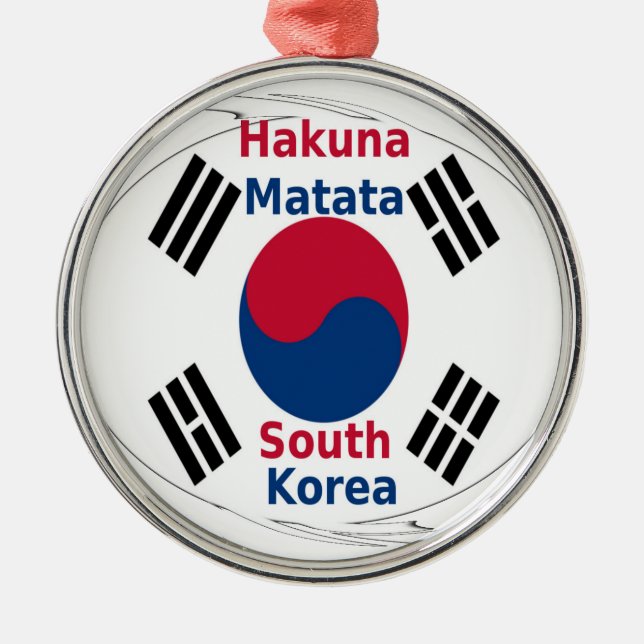 Adorno Metálico Imagen de Hakuna Matata en Corea del Sur (Frente)