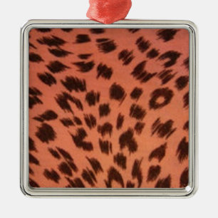 ADORNO METÁLICO IMPRESIÓN ANIMAL EN ROPA