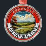 Adorno Metálico Insignia de arte de viajes de Arkansas<br><div class="desc">Diseño de viaje vectorial retro de Arkansas. Este arte de viajes de estilo retro,  con su mezcla de colores audaces y encanto vintage,  está diseñado para inspirar un sentido de aventura.</div>