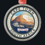 Adorno Metálico Insignia de arte de viajes de Ciudad del Cabo de S<br><div class="desc">Diseño de viajes vectoriales retro en Ciudad del Cabo. Ciudad del Cabo es una ciudad portuaria situada en la costa suroeste de Sudáfrica,  en una península bajo la imponente montaña de la Mesa.</div>
