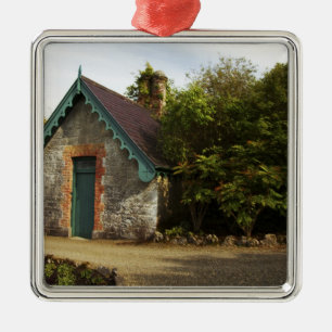 Adorno Metálico Irlanda, el jardín amurallado del castillo de Dro