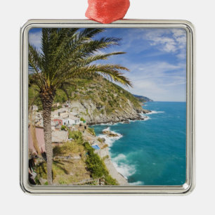 Adorno Metálico Italia, Cinque Terre, Vernazza, Ciudad en la lader