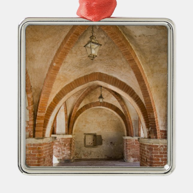 Adorno Metálico Italia, Piamonte (Piemonte), región occidental, (Frente)