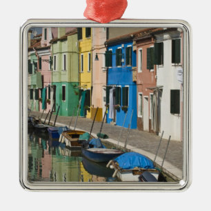 Adorno Metálico Italia, Venecia, Burano. Casas multicolores a lo l