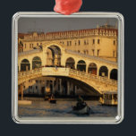 Adorno Metálico Italia, Veneto, Venecia, Canal Grande y Rialto<br><div class="desc">DERECHOS DE AUTOR Sergio Pitamitz / DanitaDelimont.com| EU16 SPI0143.jpg| Italia,  Veneto,  Venecia,  Canal Grande y Puente Rialto.</div>