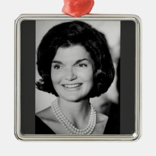 Adorno Metálico Jackie Kennedy