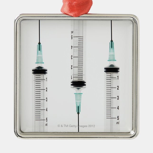 Adorno Metálico Jeringuillas 3 (Frente)